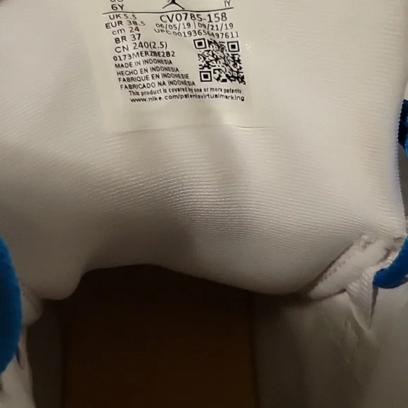 Size 6y - Jordan 13 Retro Mid Playground - Picture 8 of 9